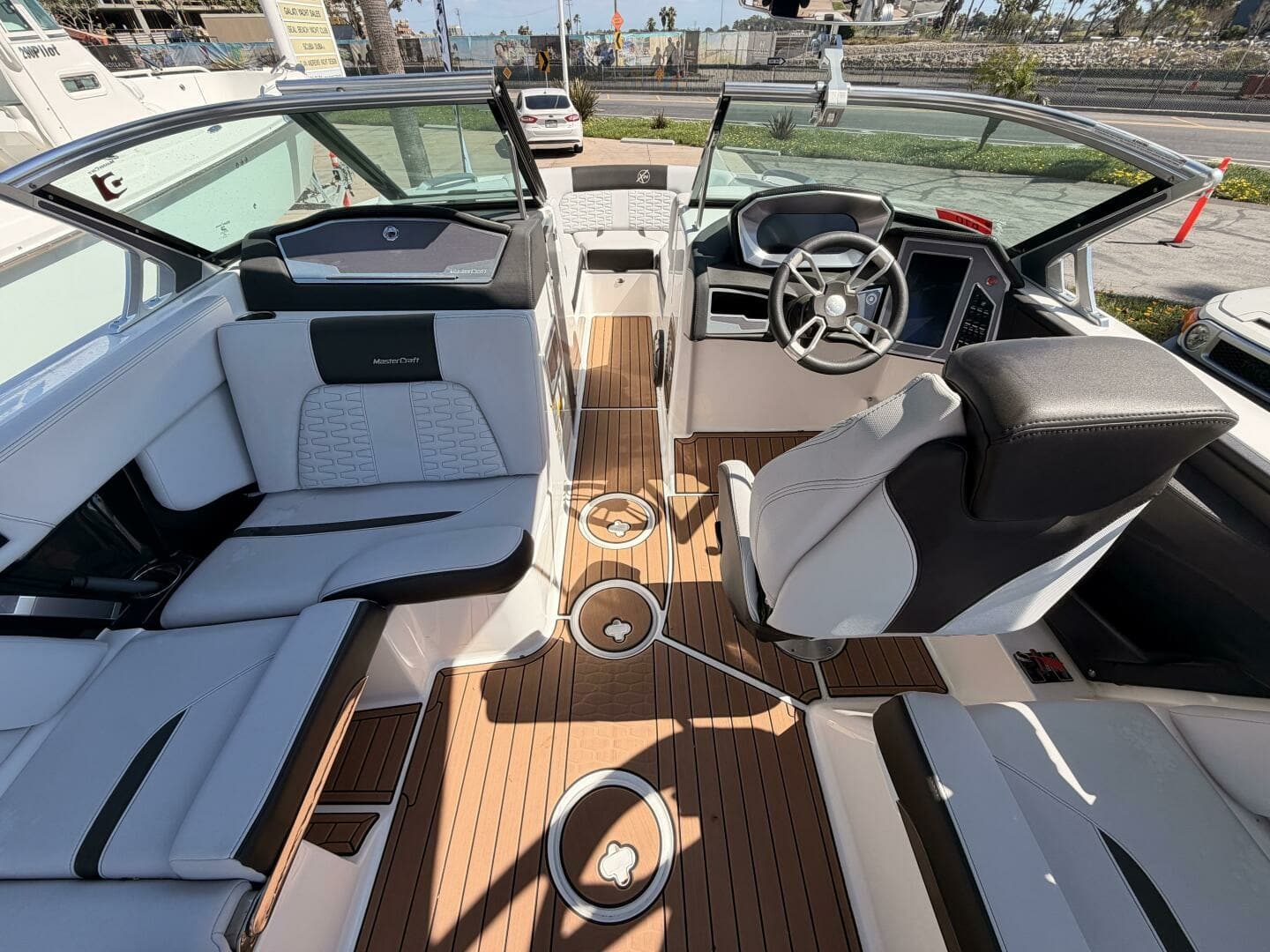 2021 Mastercraft X24
