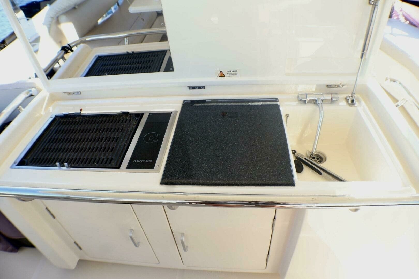 2018 Aquila 44 Catamaran- Flybridge/ grill
