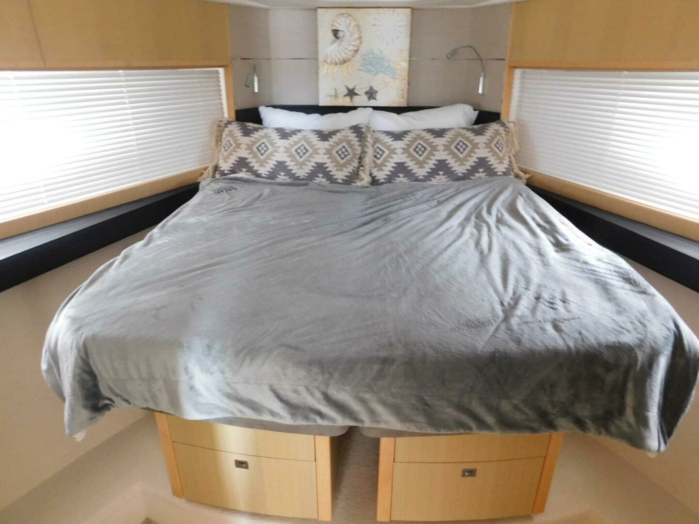 2011 Princess V52