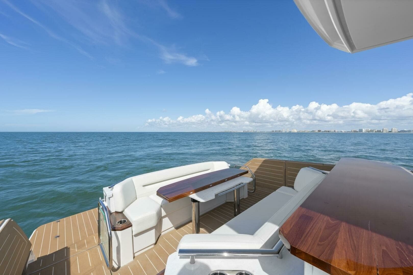 2023 Tiara Yachts EX 60
