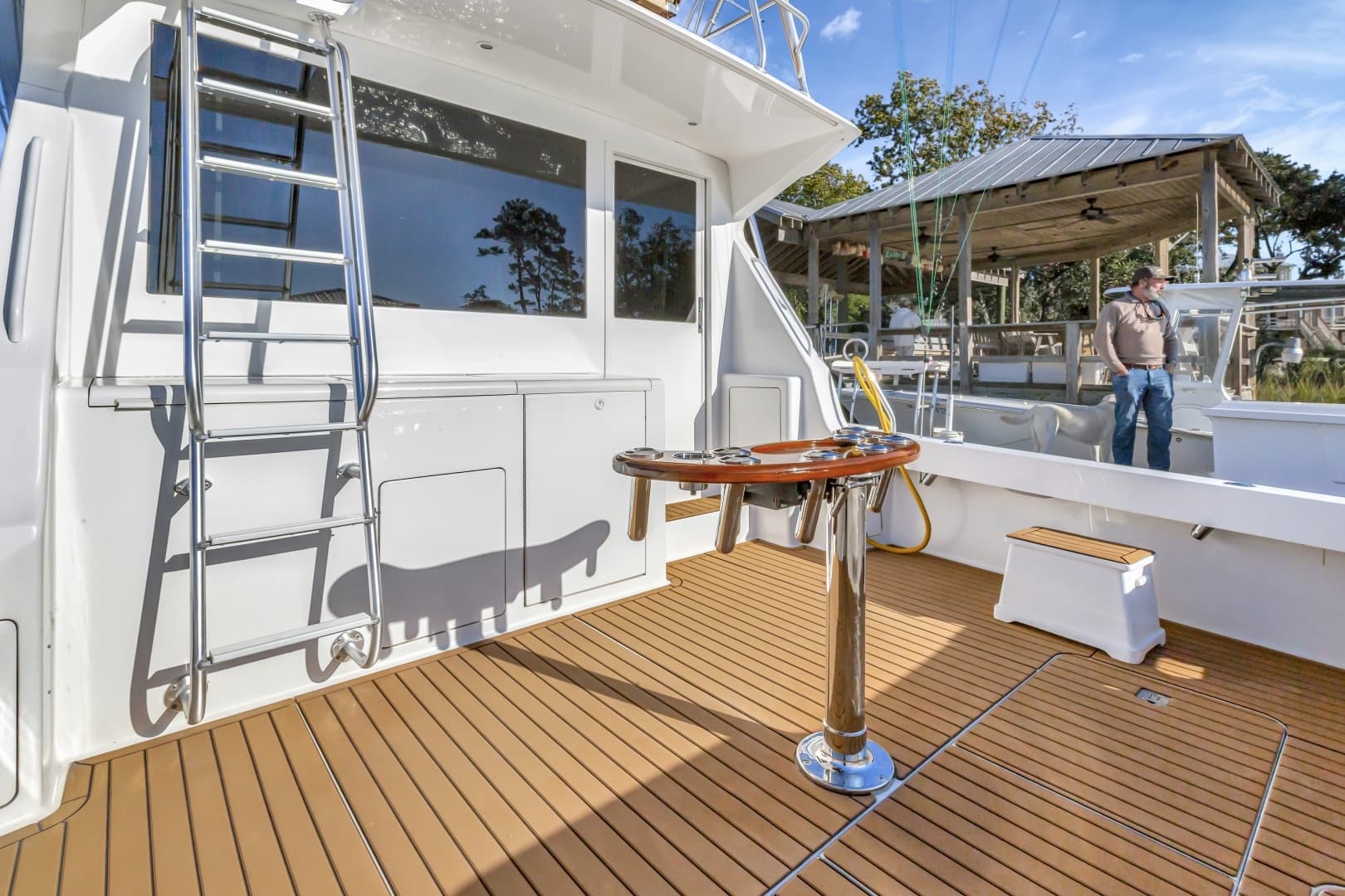 Viking 5- Lady S - Exterior Cockpit