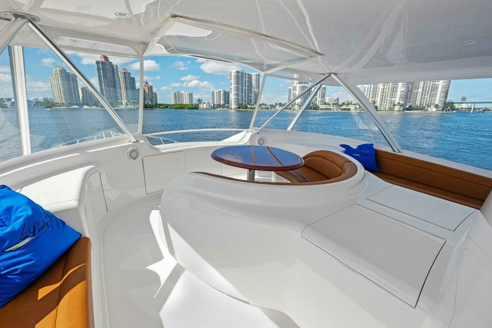2012 82 Viking Convertible - Lady Di