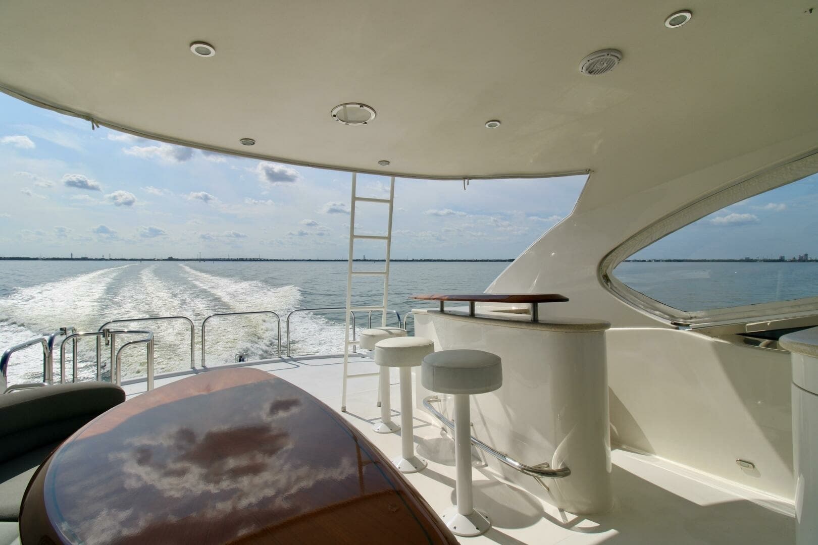 2007 Lazzara 74 Motor Yacht Kathleen