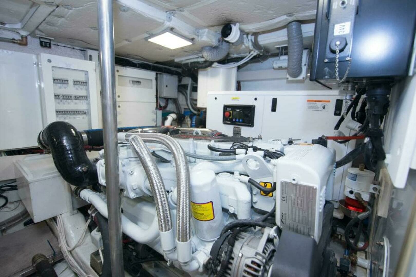 2019 Sundeck Yachts 580 Sport