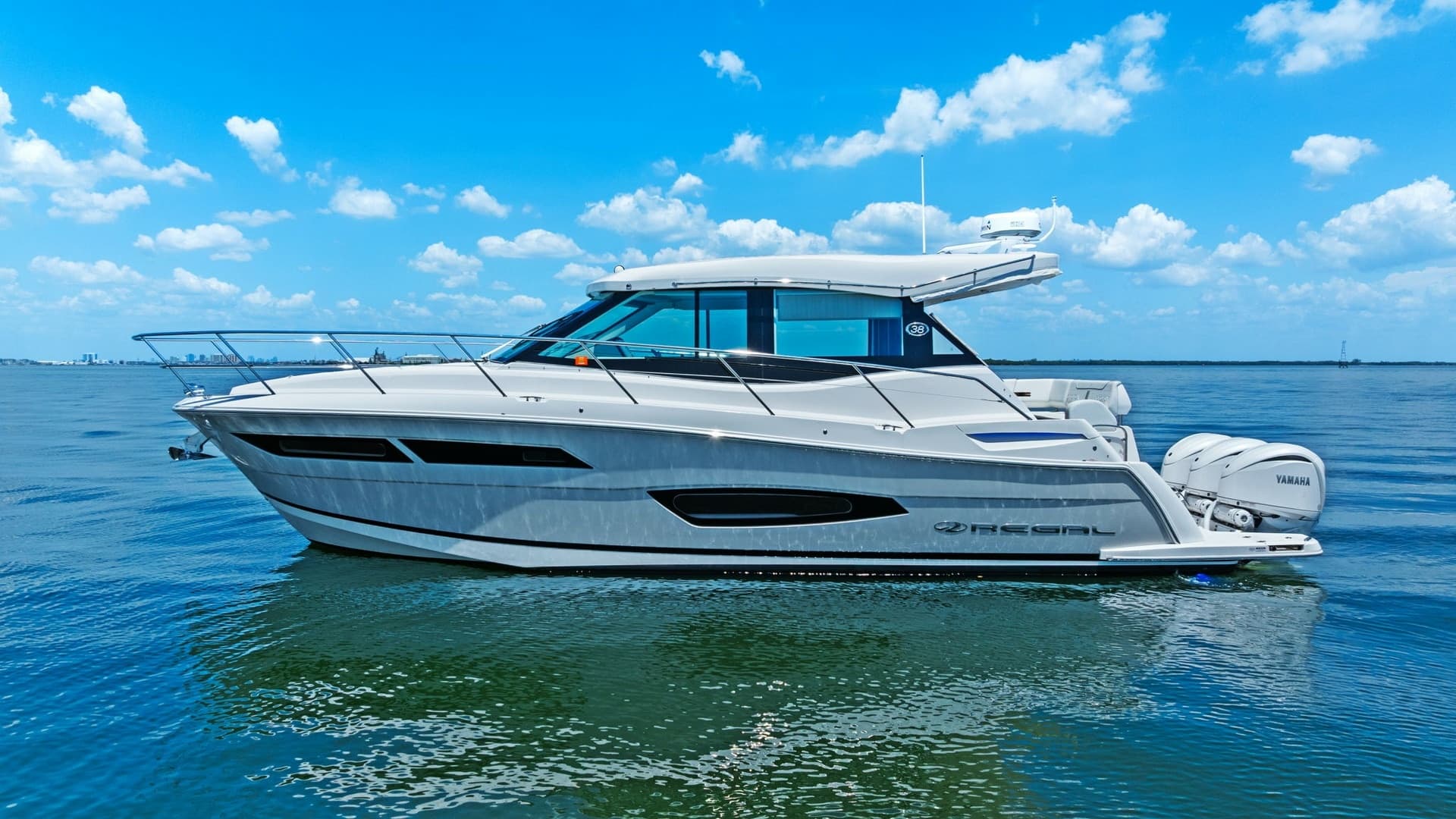 Starboard Profile of 2025 Regal 38 EXC