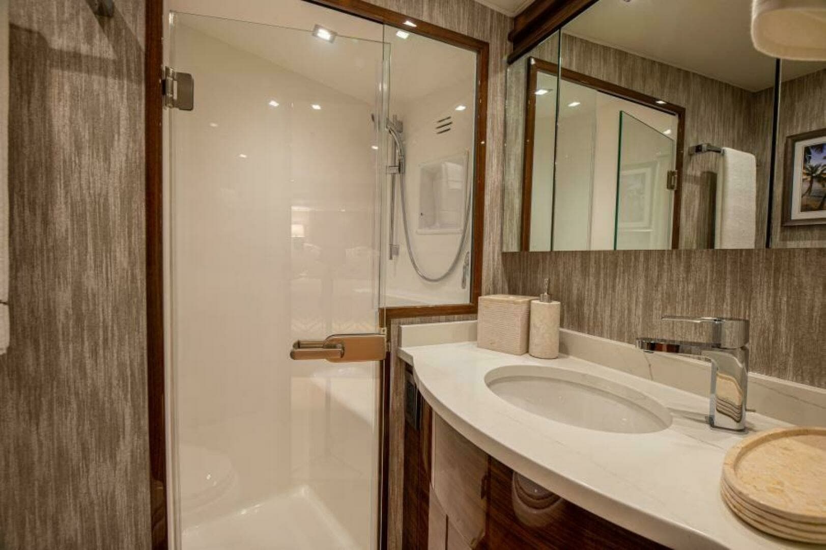 Elegant Ensuite Bathroom with Shower