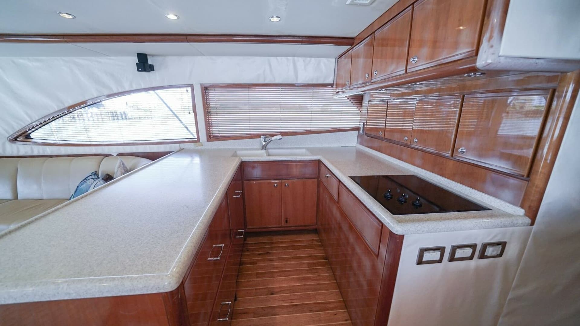 2007 Bertram 51 Convertible Smoker II