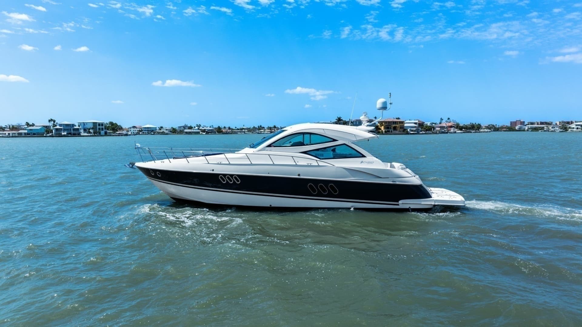 2012 Cruiser Yachts 54 Cantius