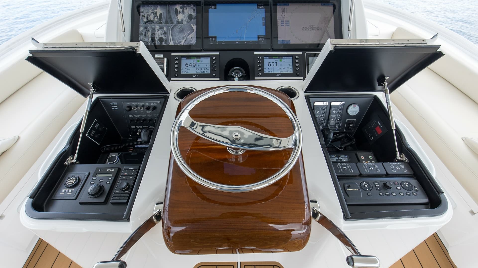 2022 Viking Convertible Cole Play Bridge (10)