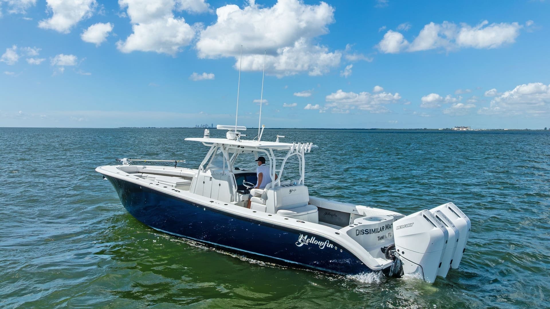 Side View of Yellowfin 39 Center Console
