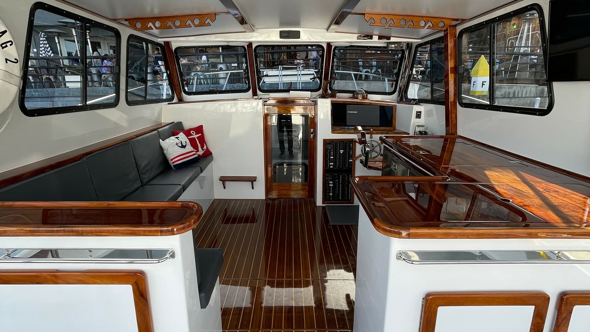 Spacious Flybridge Interior