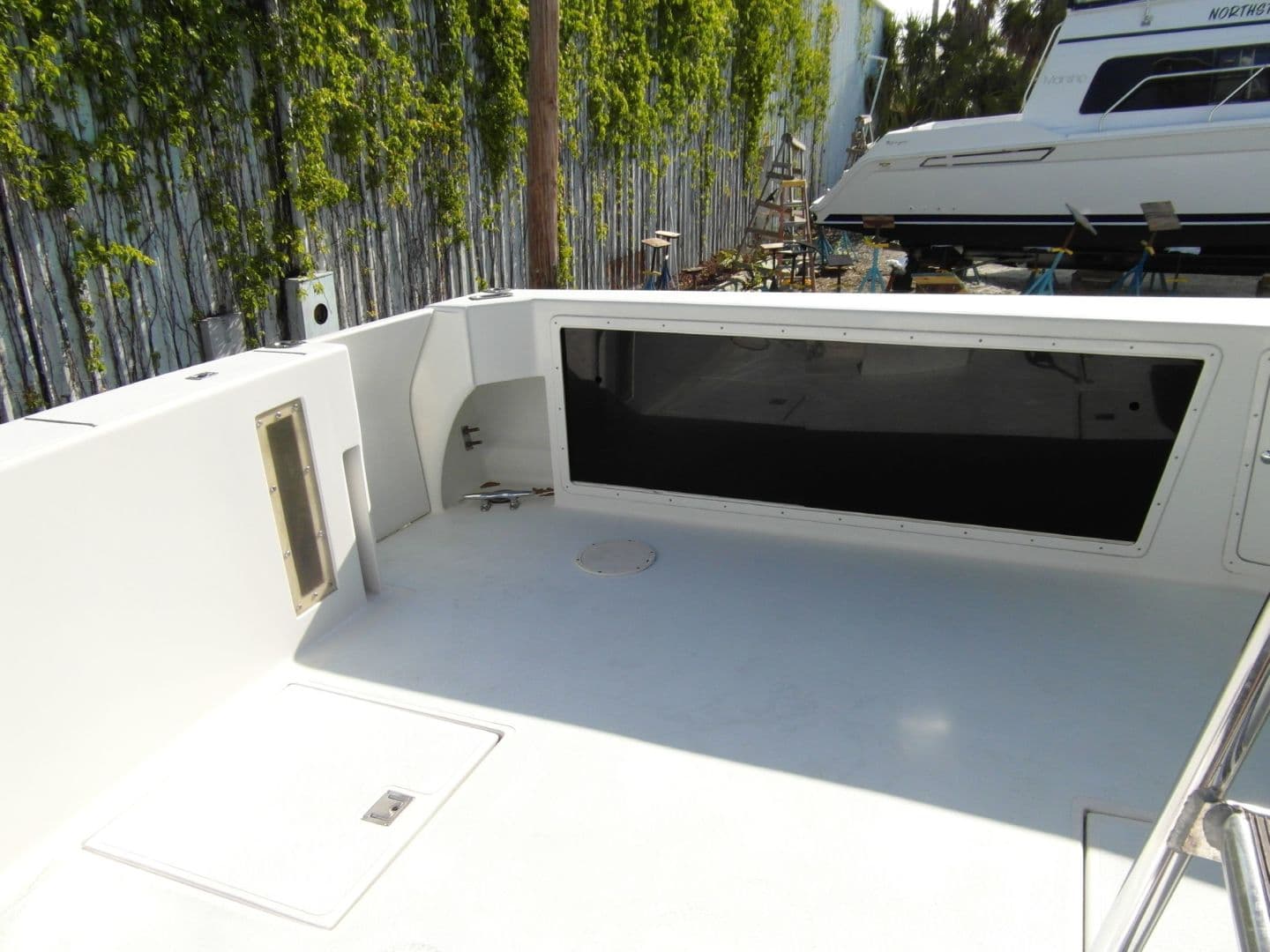 1995 Sportfish Cockpit Port