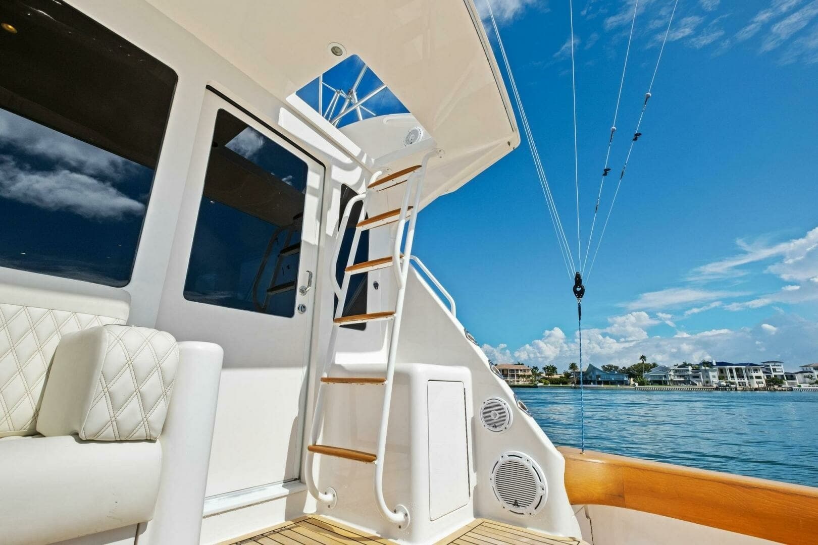 2006 Viking 56 Convertible SUMMER SALT