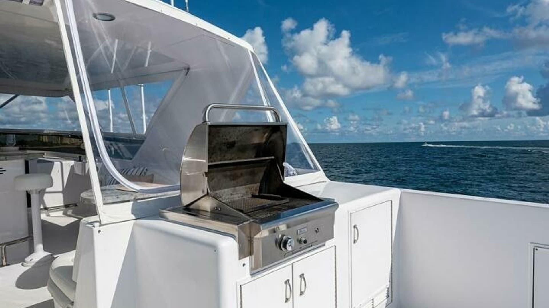 Aft Deck with Built-In Grill