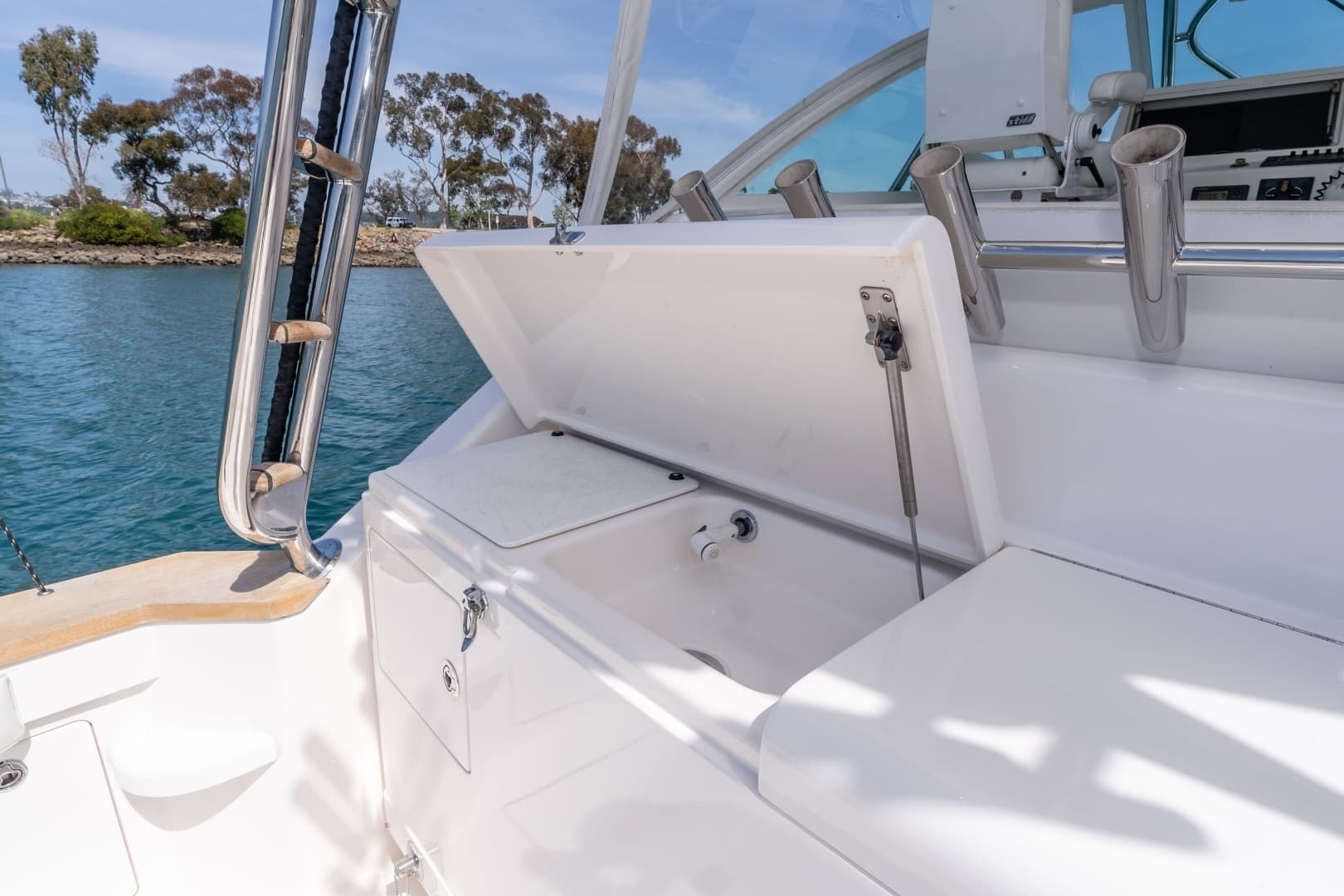2005 Cabo 40 Express "El Patron" -