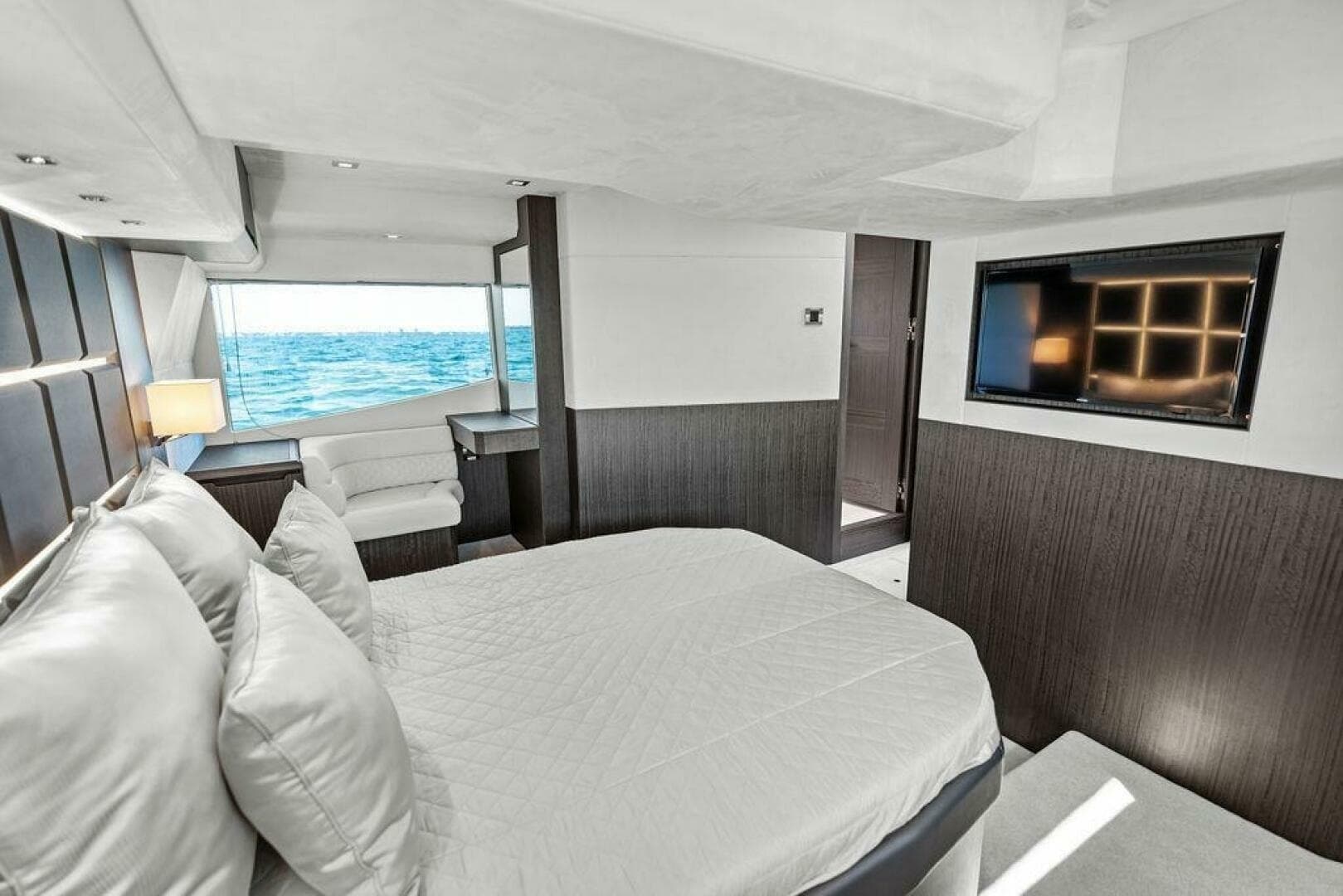 2024 Galeon 470 Sky