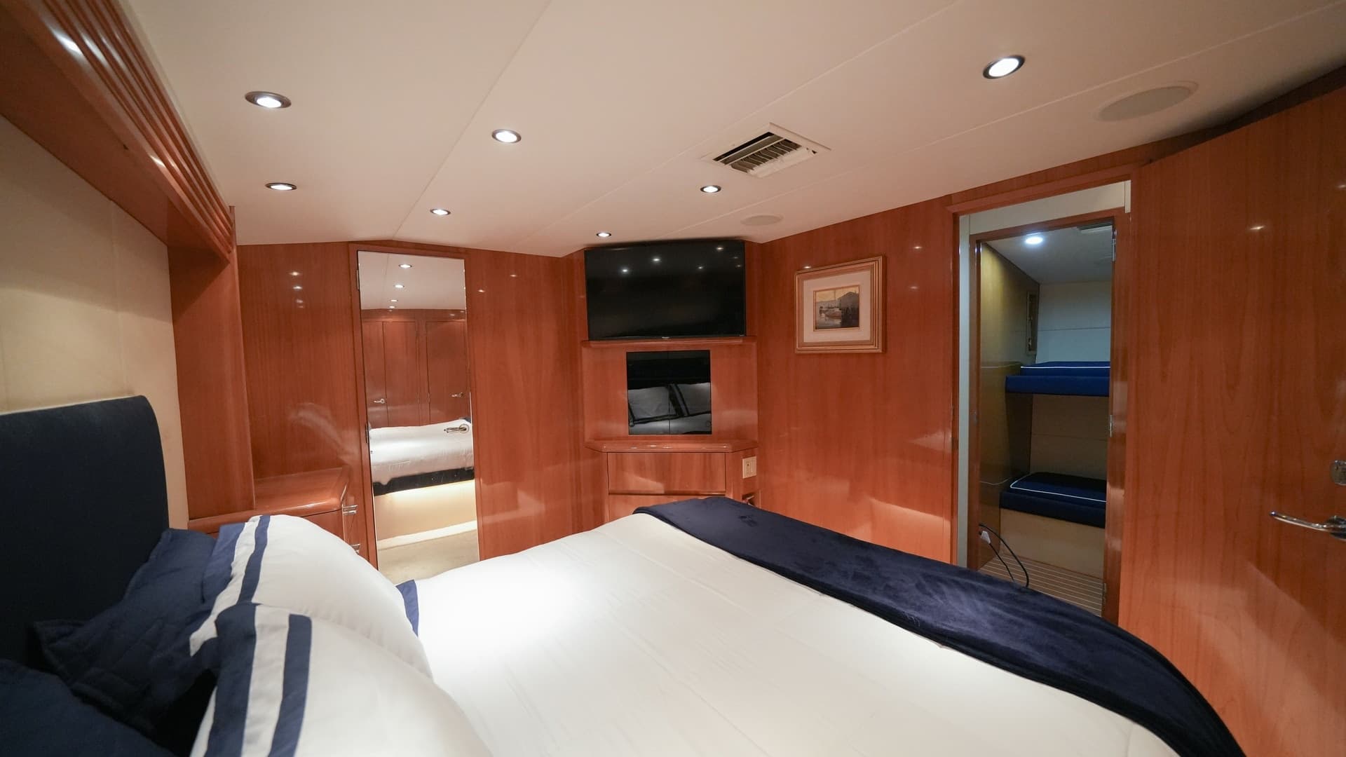 Master Stateroom with Ensuite Access