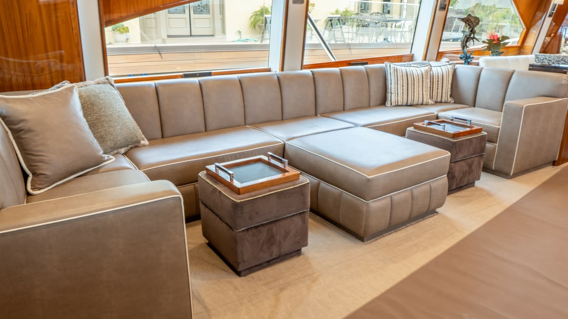 2020 Viking 92 Skybridge "After Midnight"