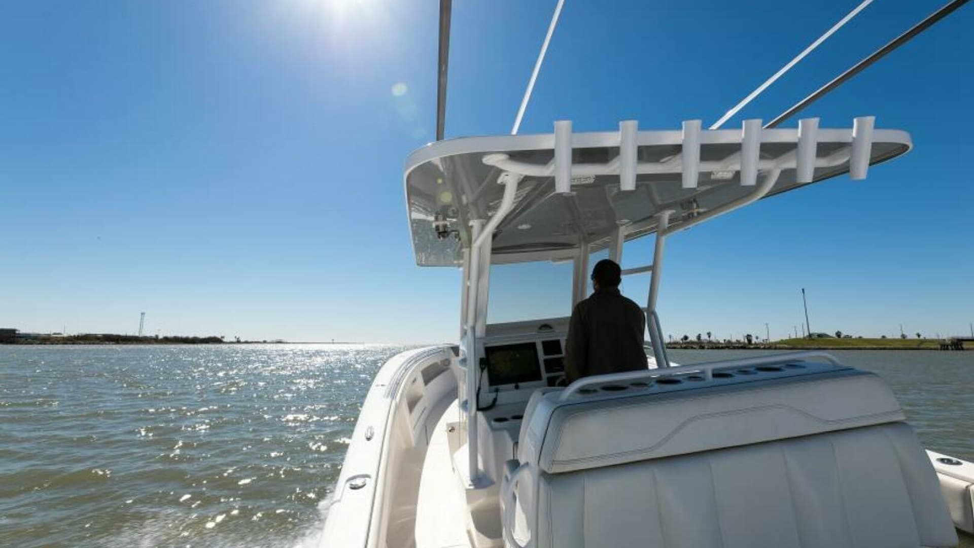 2019 Invincible 39 Open