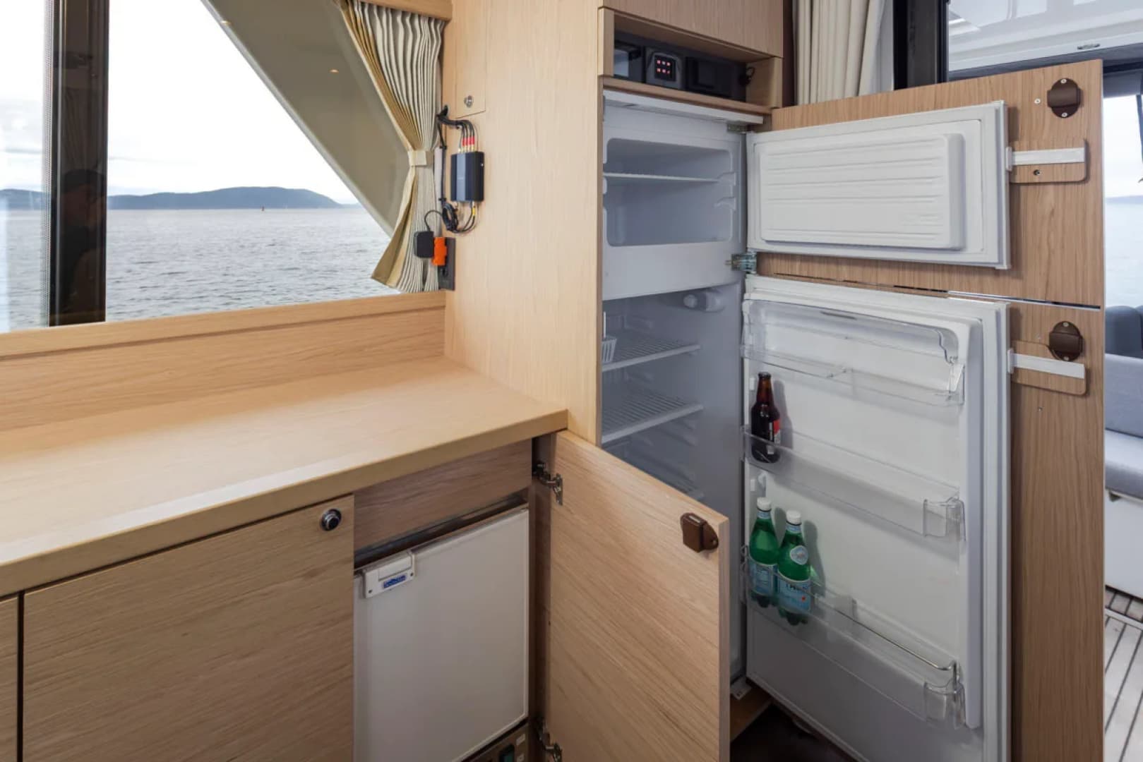 2022 Beneteau Swift Trawler 41