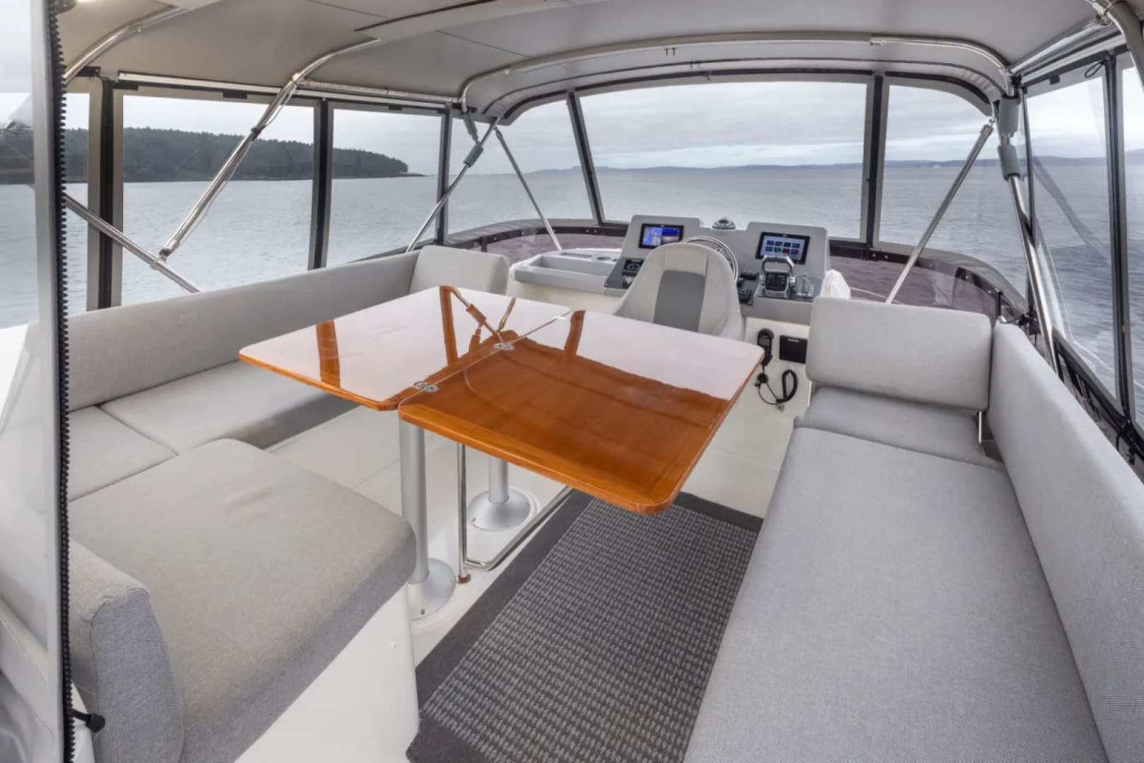 2022 Beneteau Swift Trawler 41