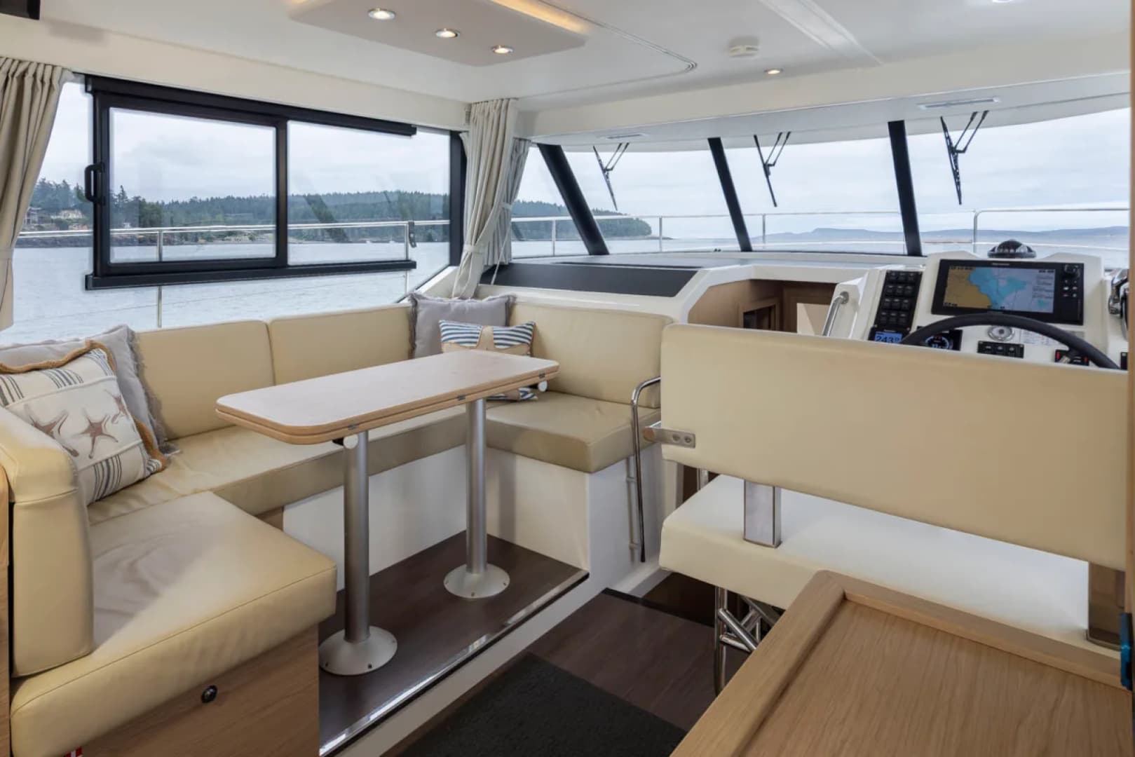 2022 Beneteau Swift Trawler 41