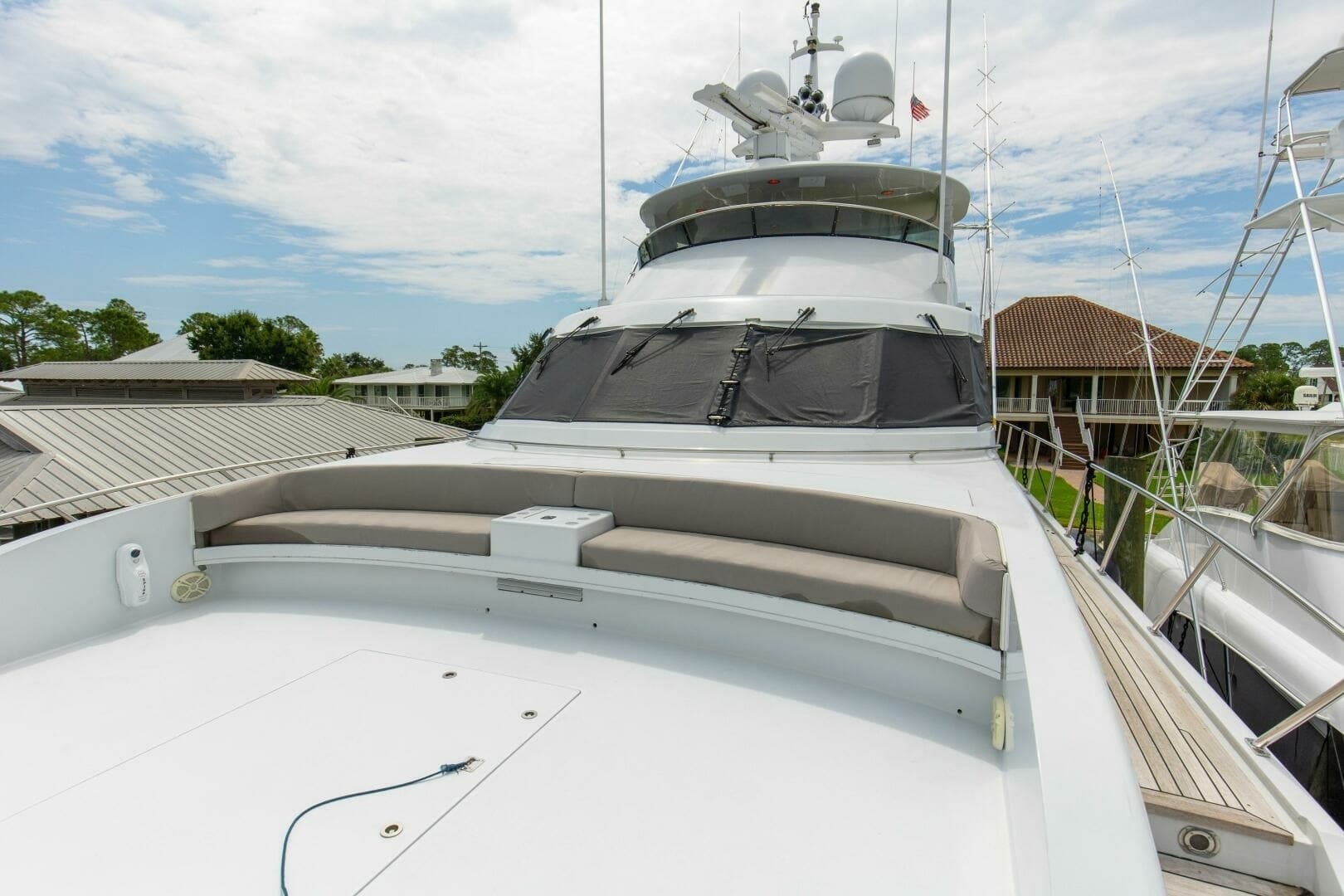 1989 116' Feadship "Boss"- Bow Seating
