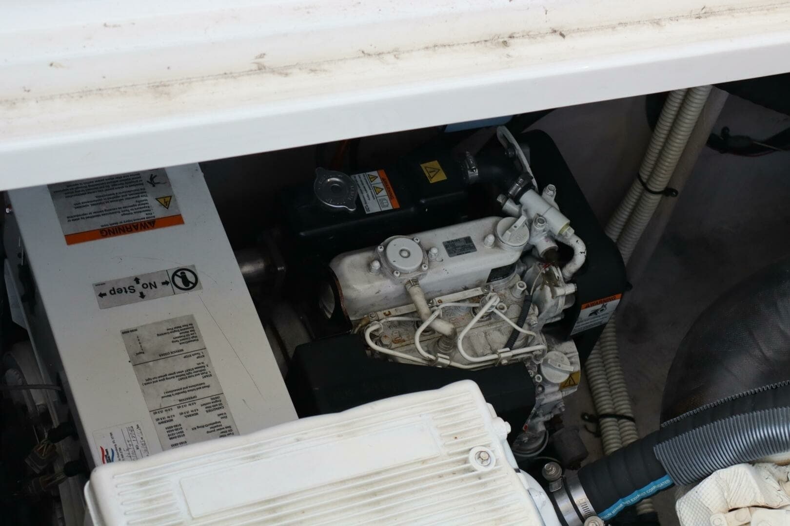 2015 Sea Ray 410 Sundancer- SOMEDAY- Engine Room