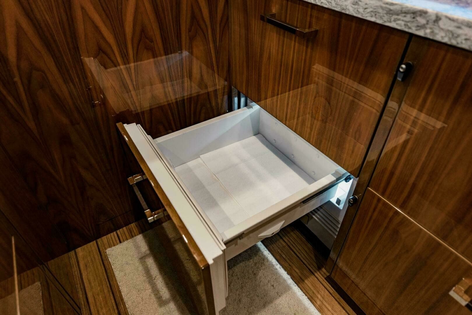 2020 Viking 72 Enclosed Bridge