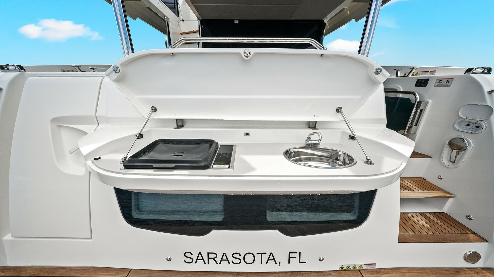 Aft Deck Outdoor Kitchen Area