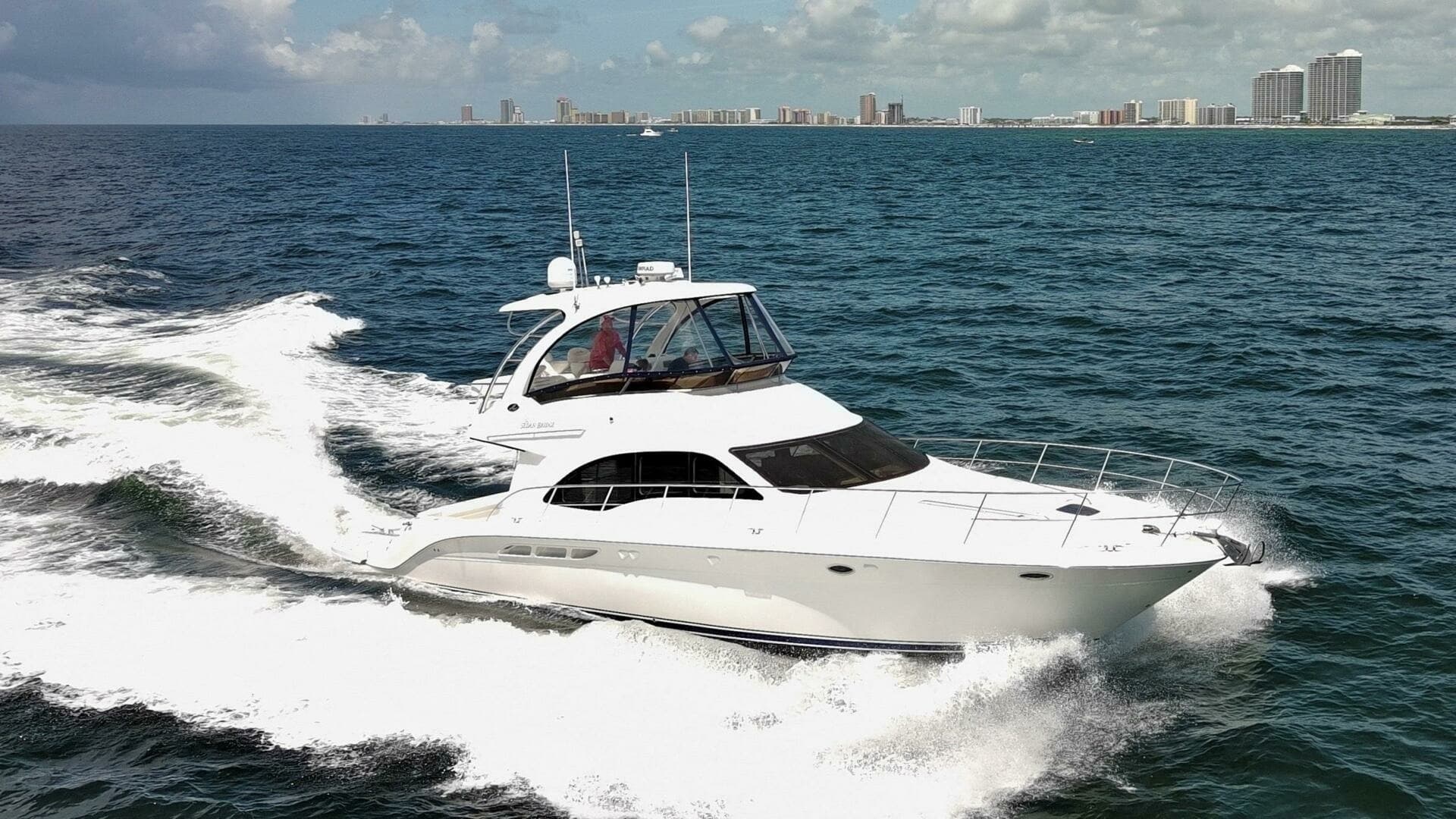 2007 52 Sea Ray Sedan Bridge Reel Destiny Starboard