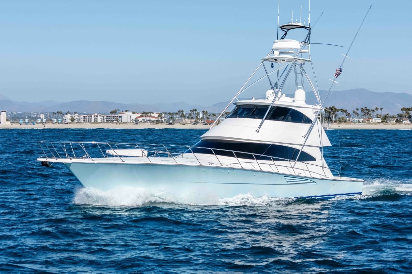Viking 72 Convertible Exterior View