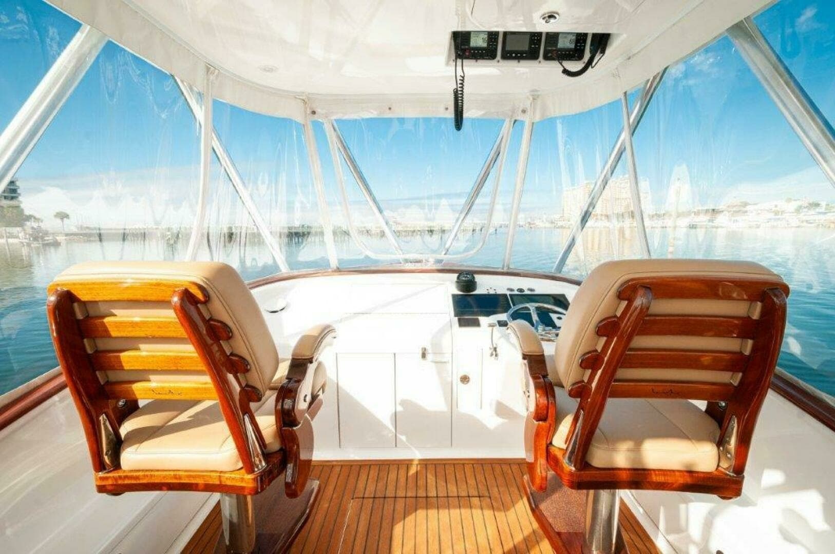 2024 Maverick Yachts Costa Rica 36 Walkaround- GAME ON- Helm