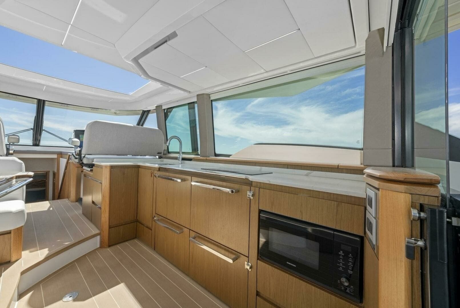 2023 Tiara Yachts EX 60