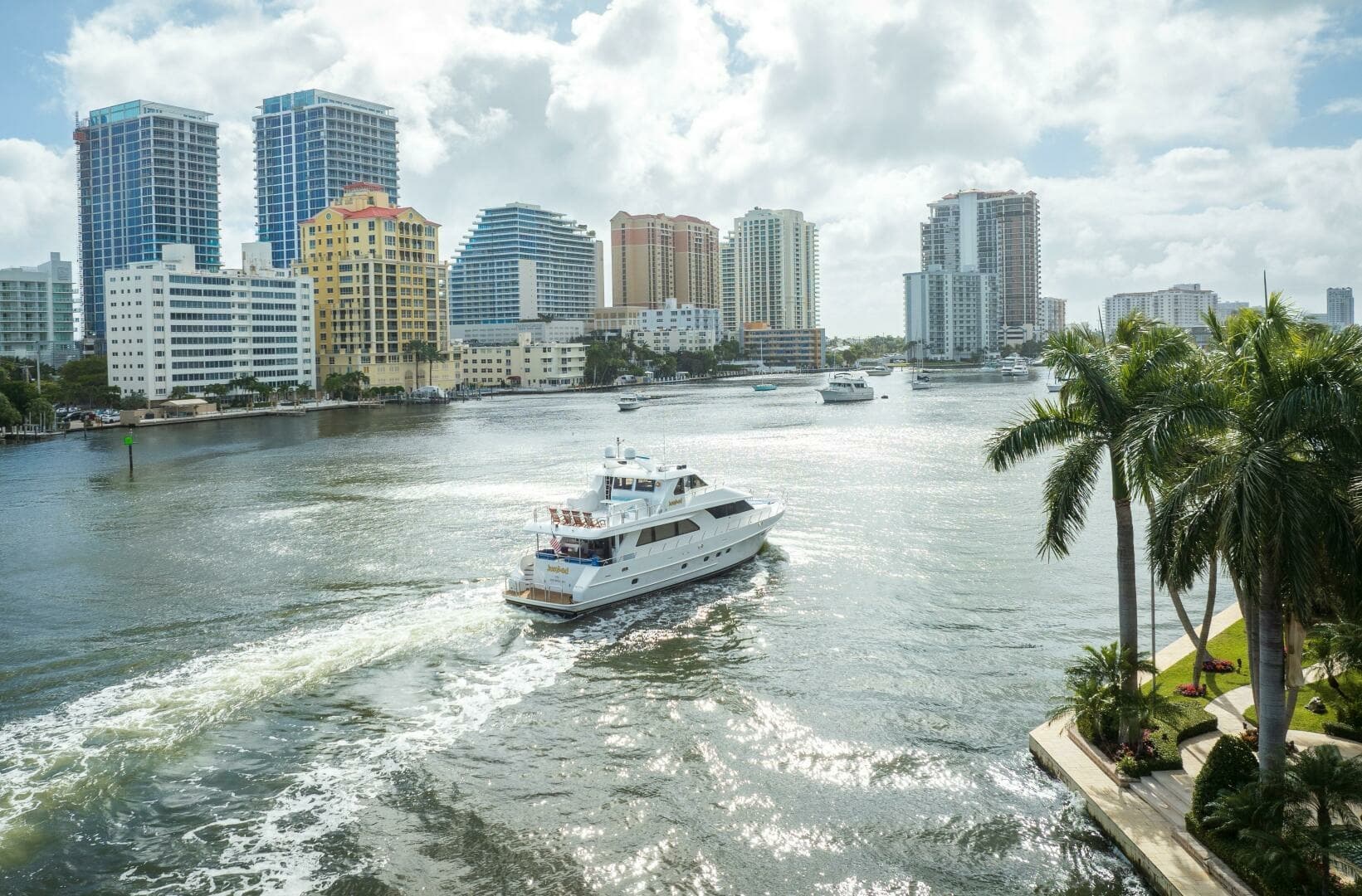 2005 Ocean Alexander 80 motoryacht