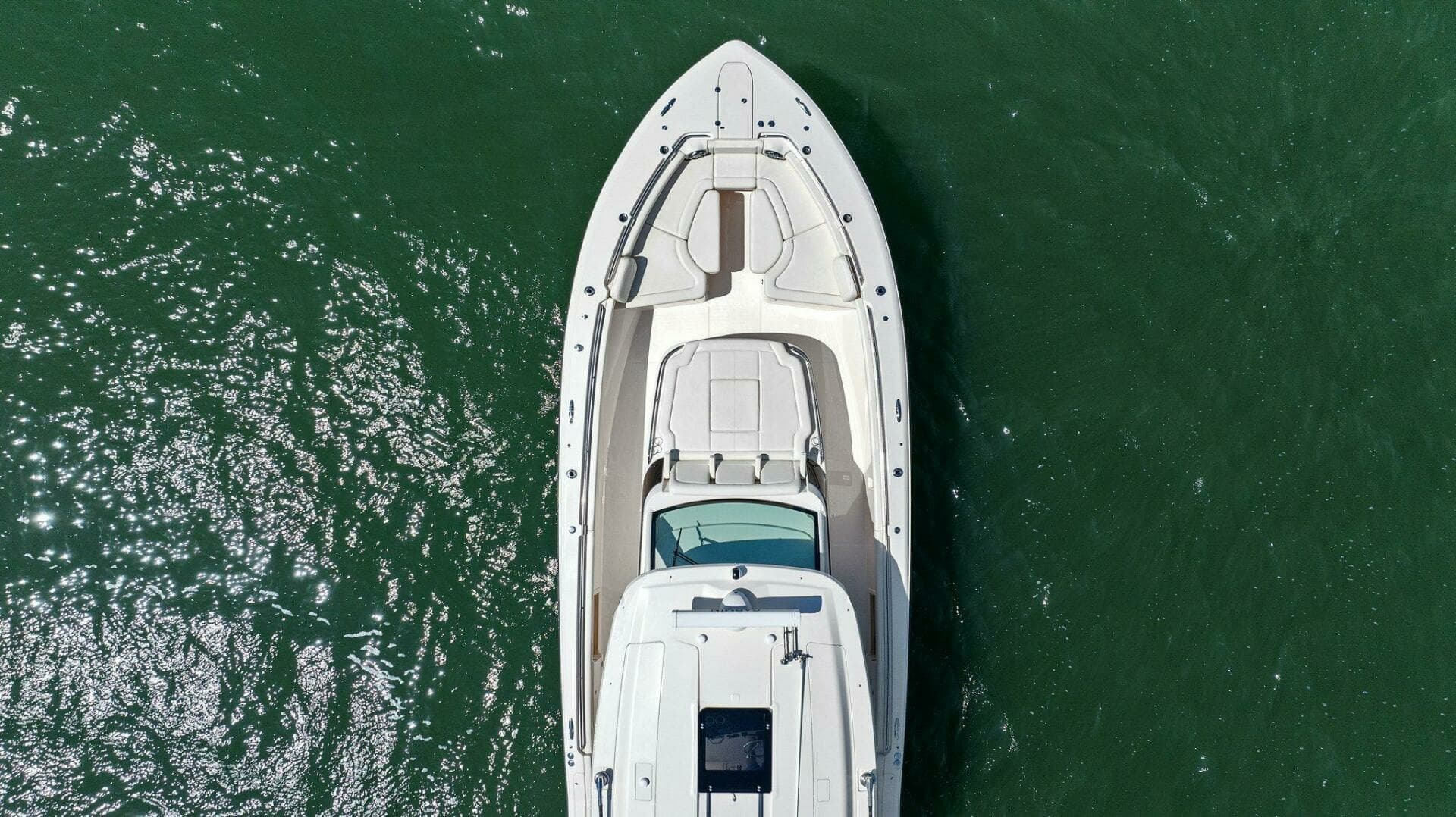 Grady White - Exterior Profile