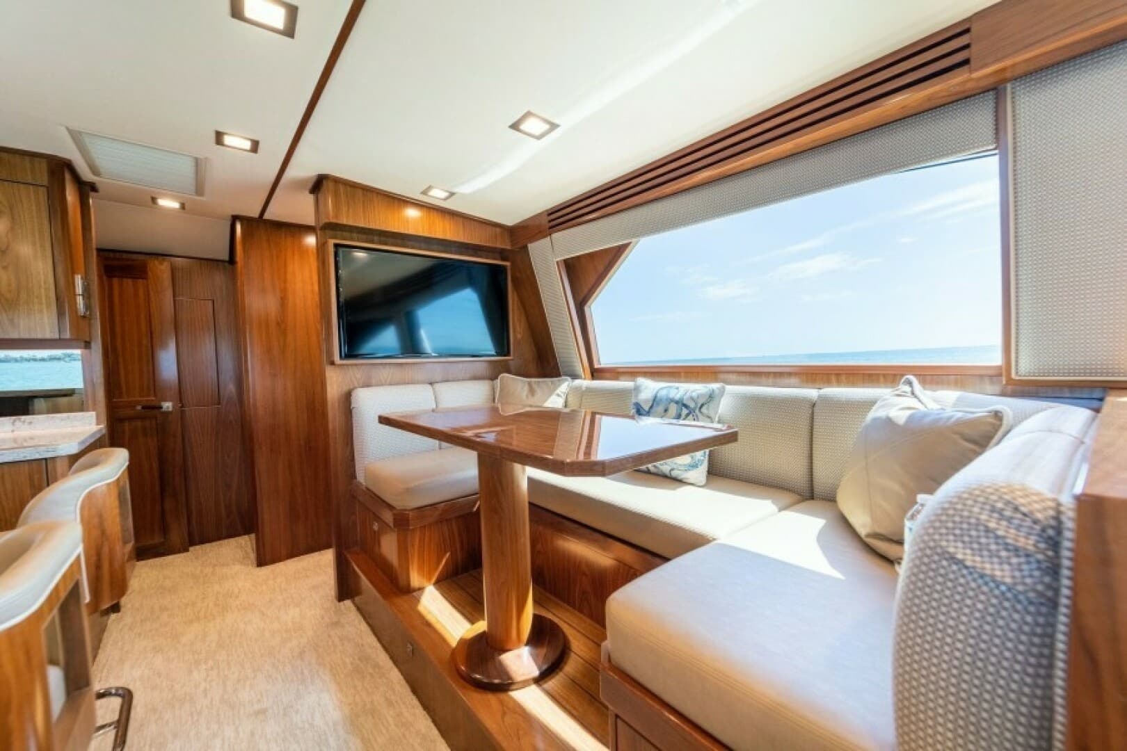 2018 Viking 72 Convertible - Wrapped Up