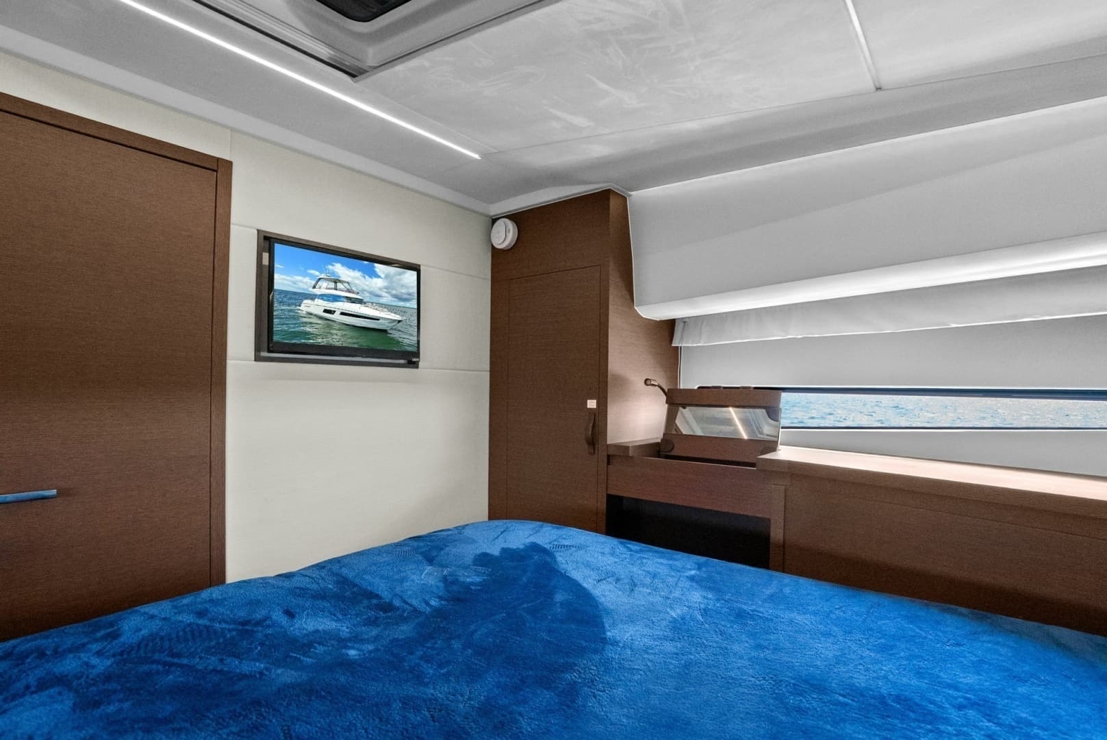 2020 Prestige 460 Flybridge