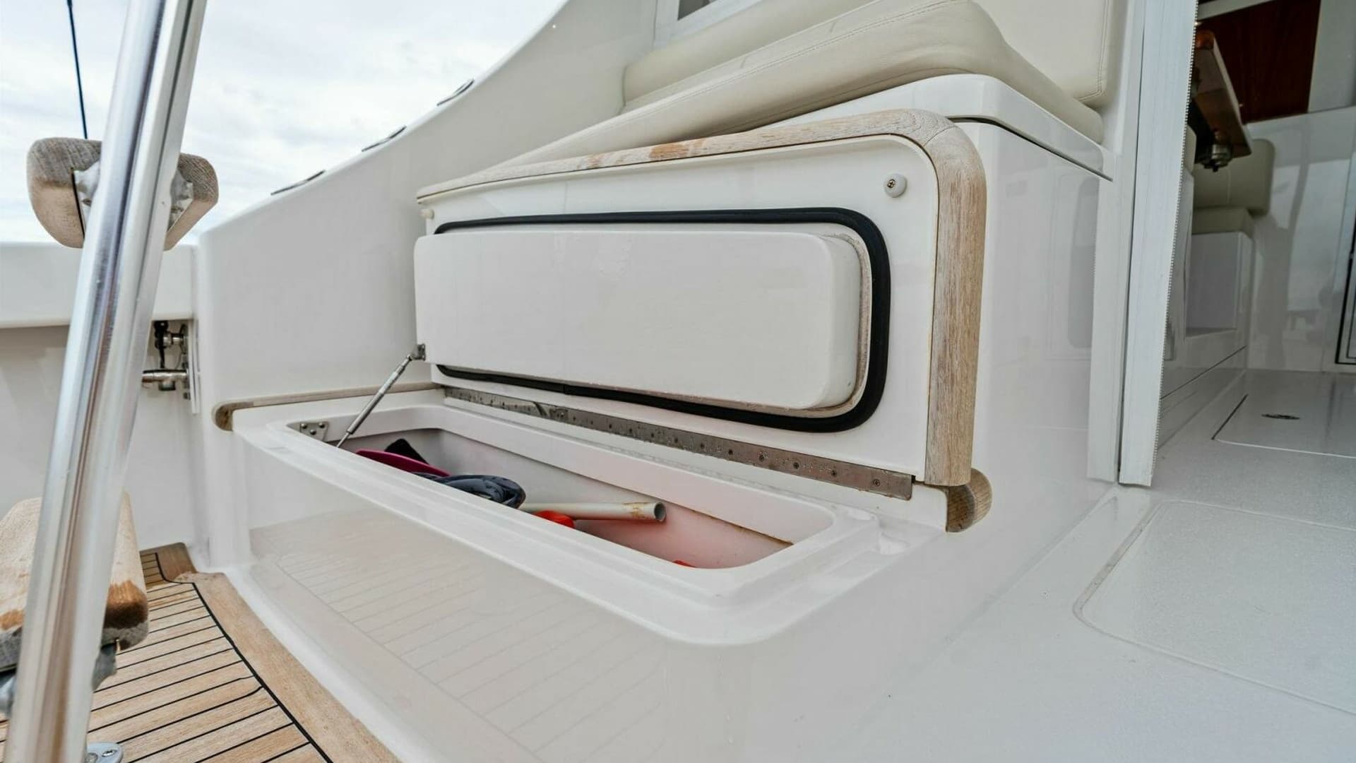 2021 Viking 46 Billfish "Damnfino"