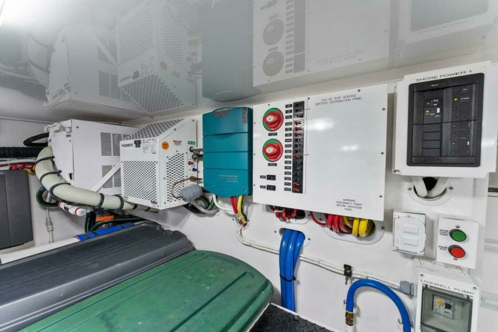 2021 Viking 54 Convertible HAMMERHEADS Engine Room
