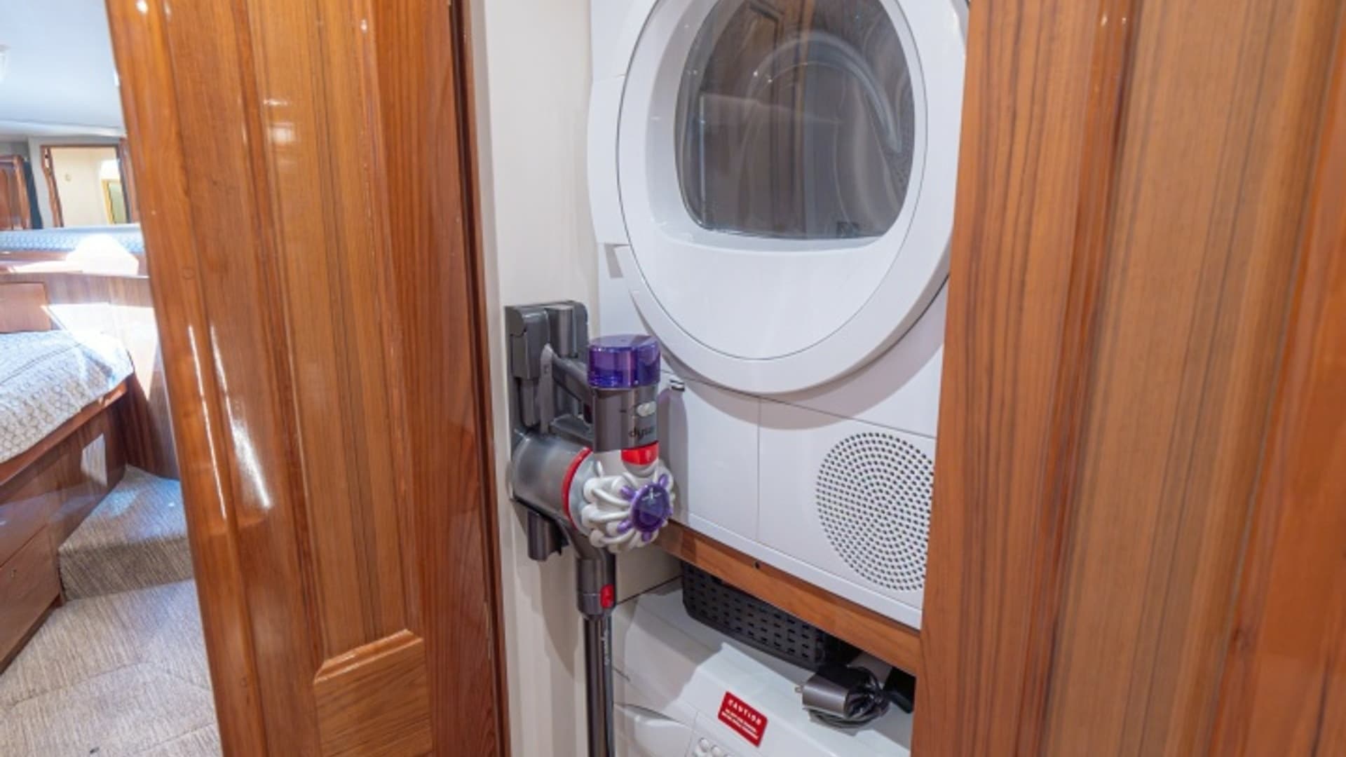 Laundry Closet with Washer/Dryer Combo