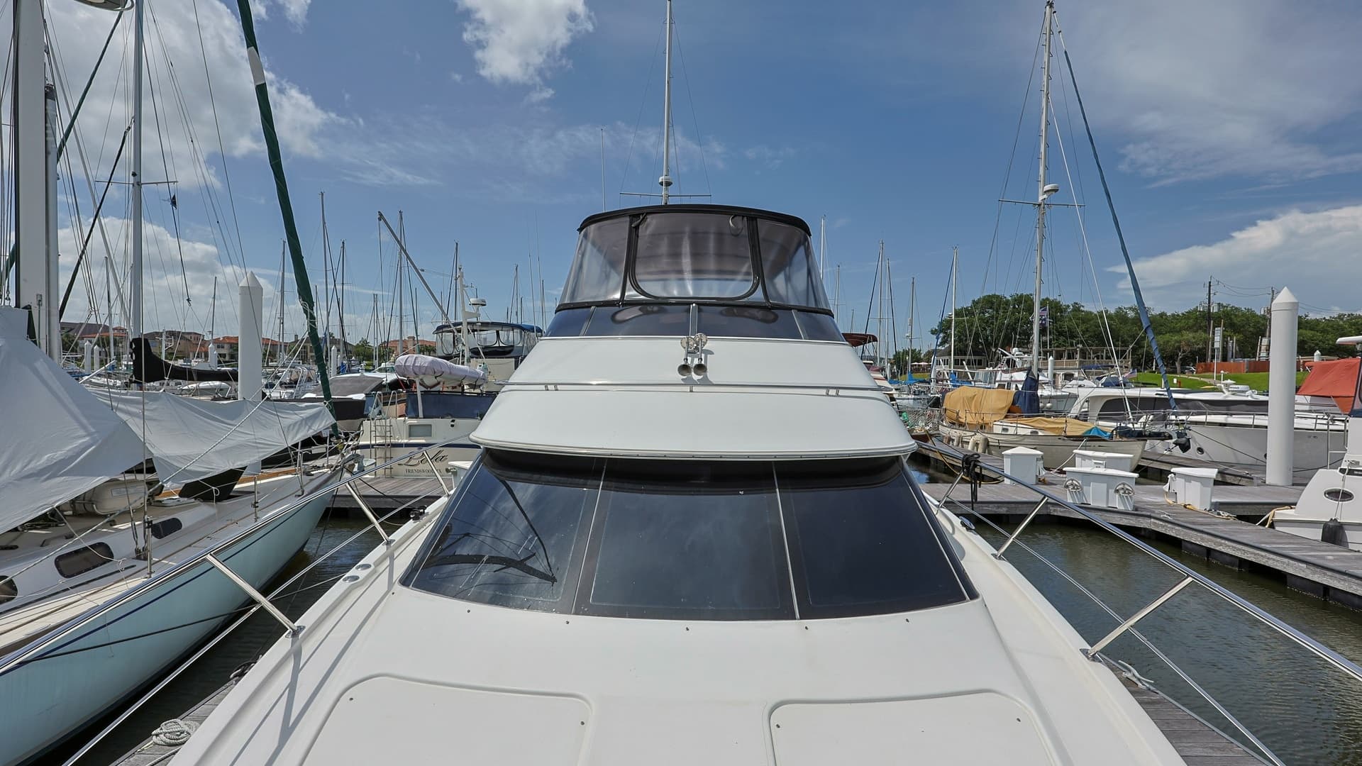 Foredeck and Flybridge View