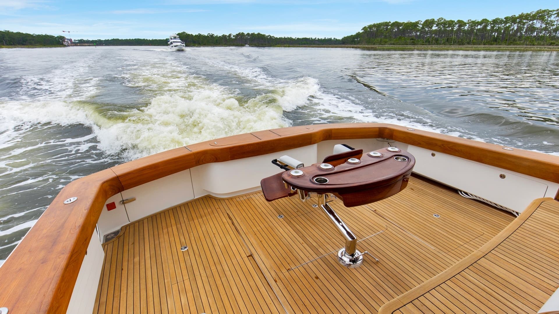 2020 68 Viking Convertible Gunpowder Deck (3)