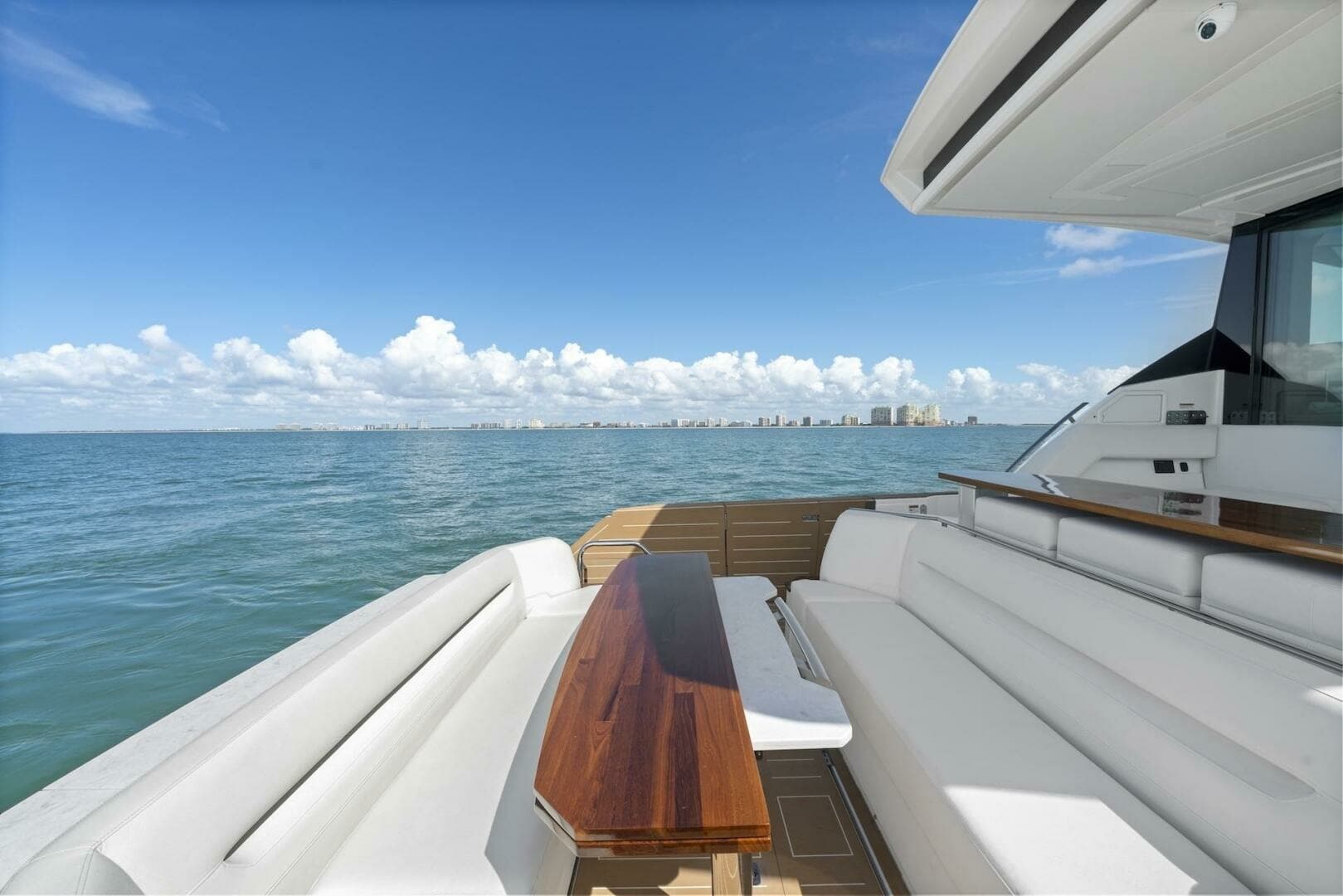 2023 Tiara Yachts EX 60