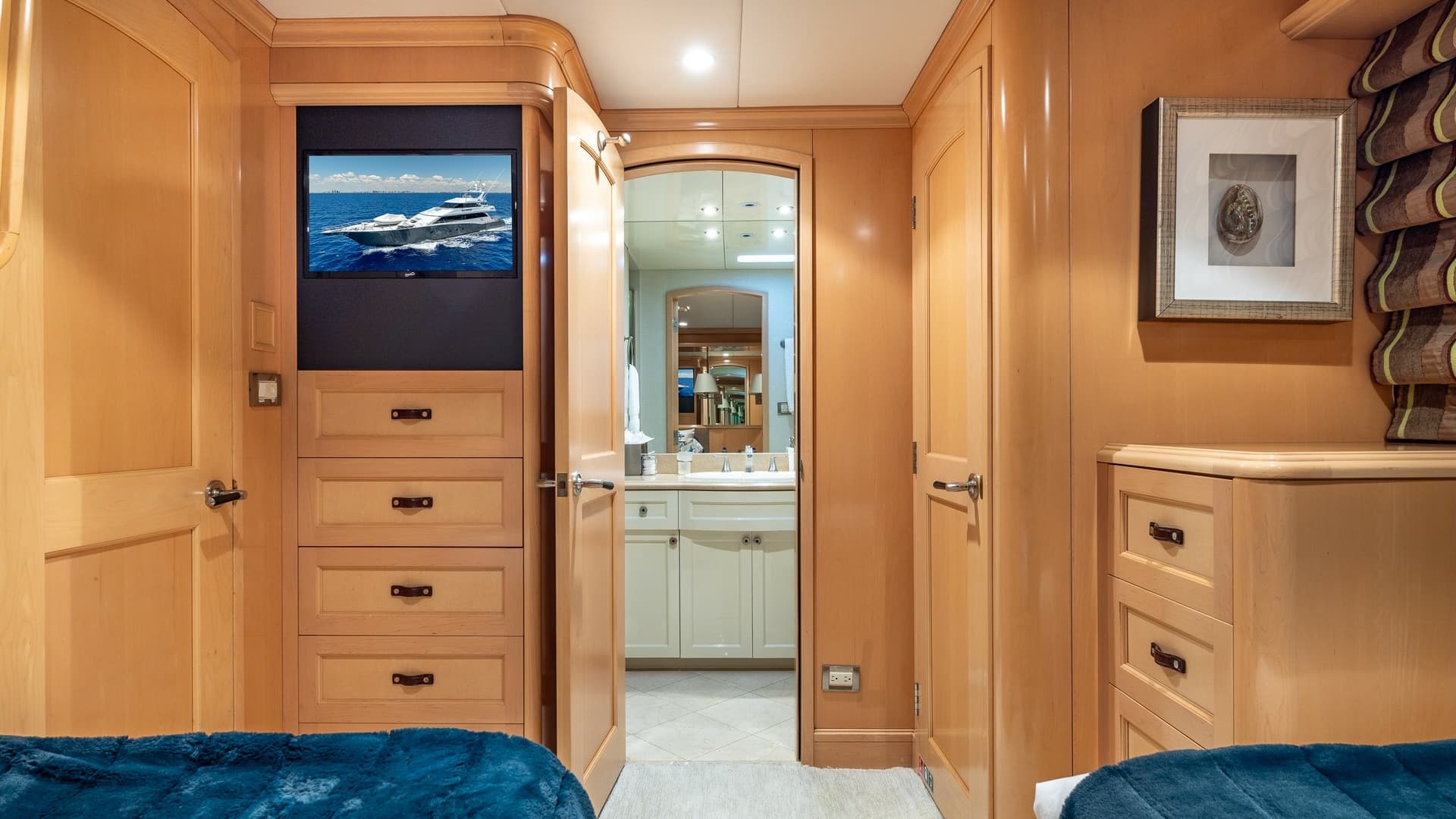 1998 Trinity Yachts Sport Fisherman - BAD COMPANY: Guest Cabin with Ensuite View