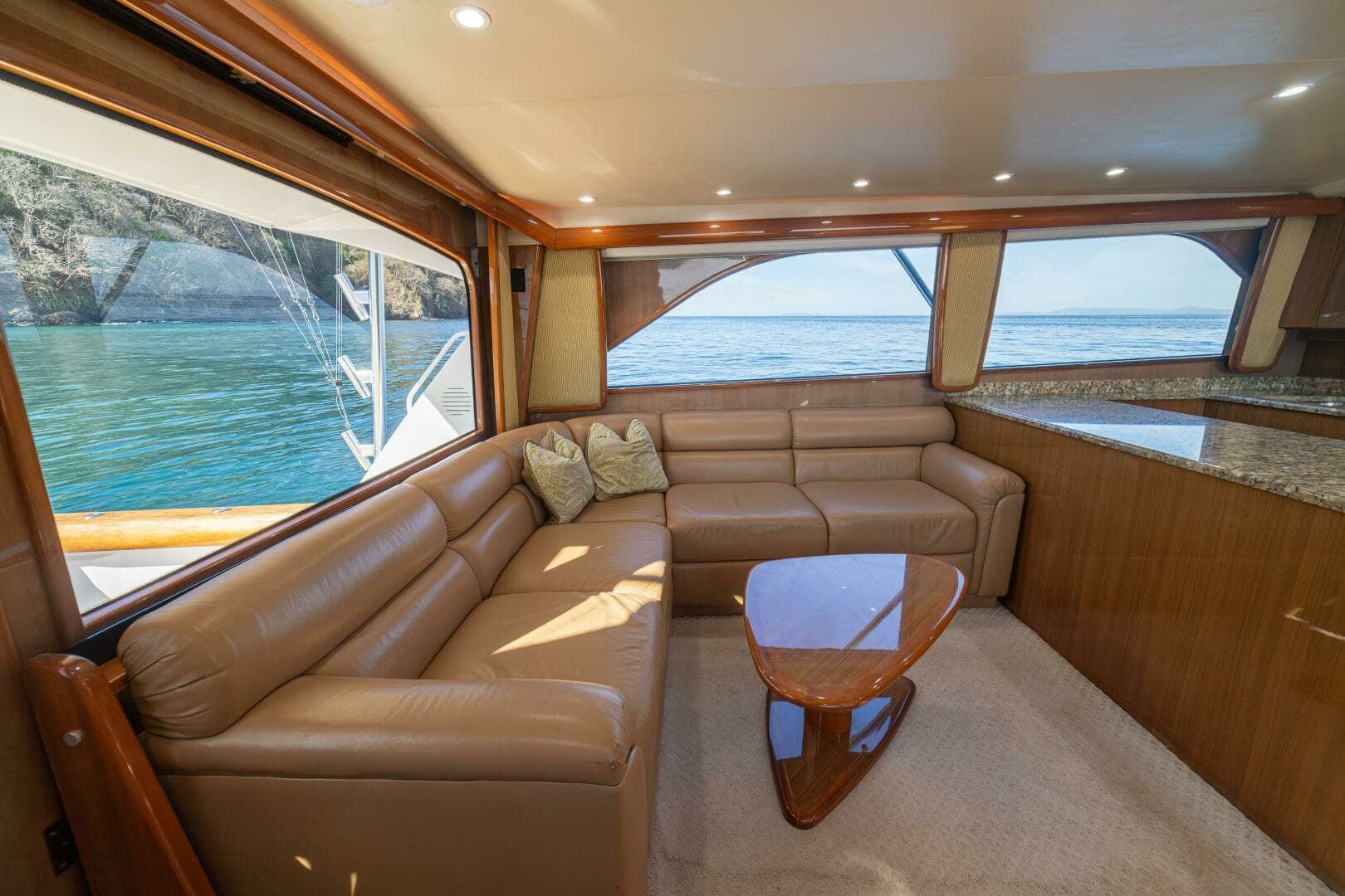 2006 Viking 56 "Scandaloso"