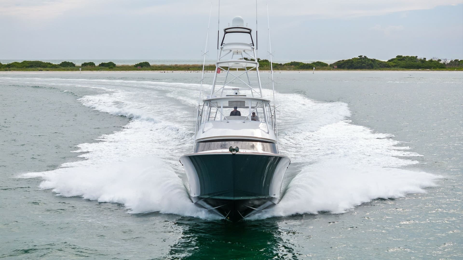 Viking 55 Convertible Bow View