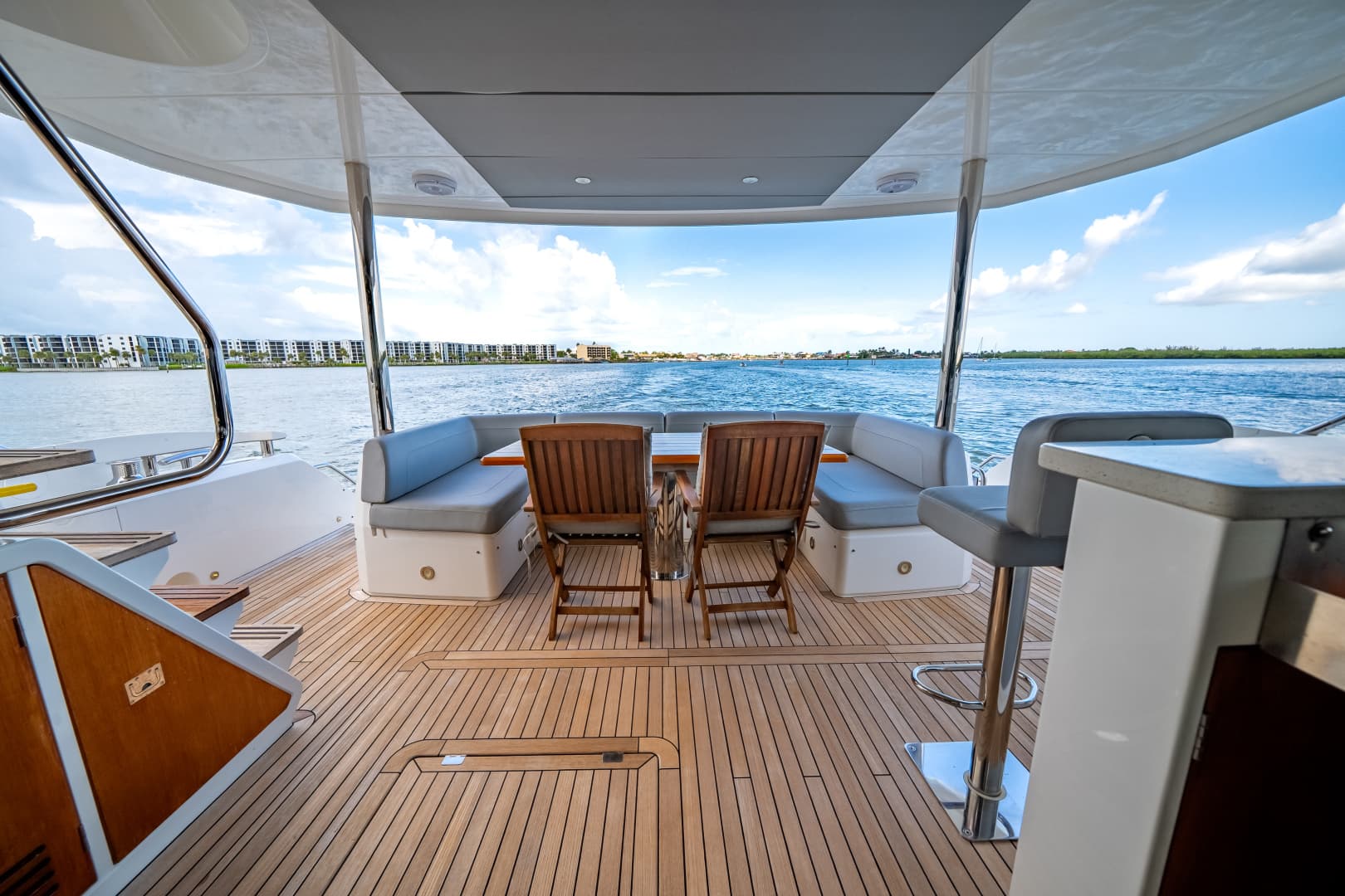 2019 Sunseeker 76 Flybridge