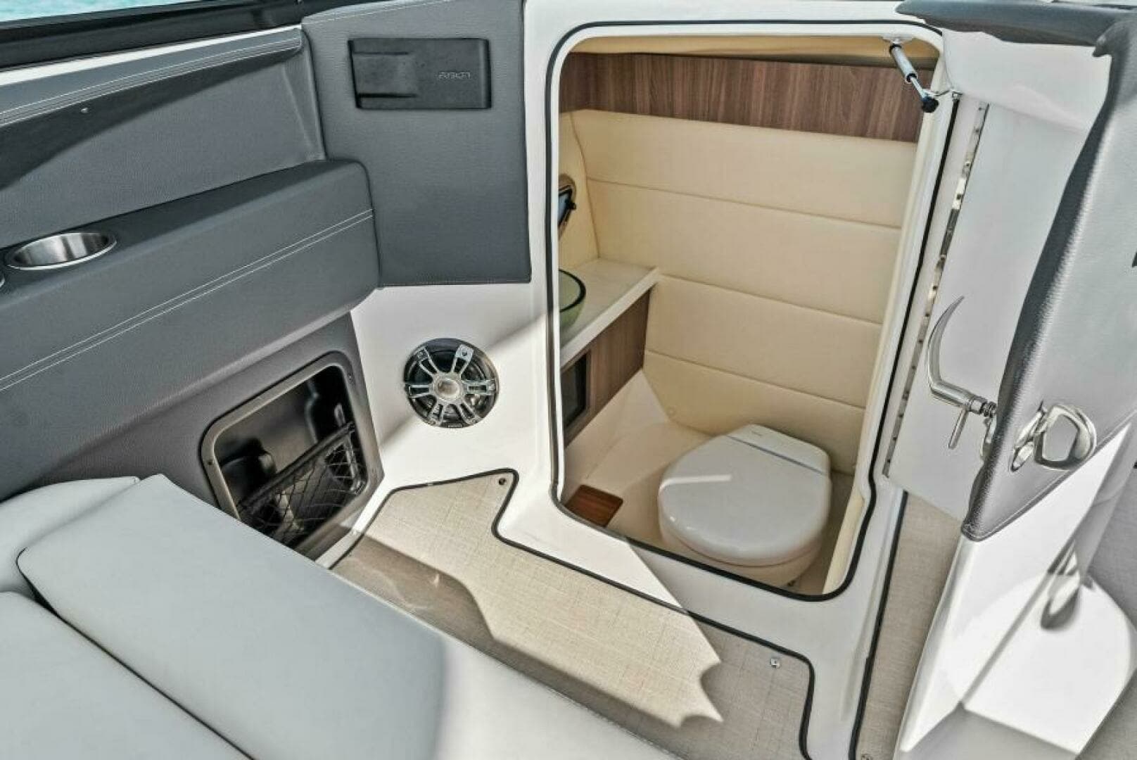 2023 Regal 29 OBX