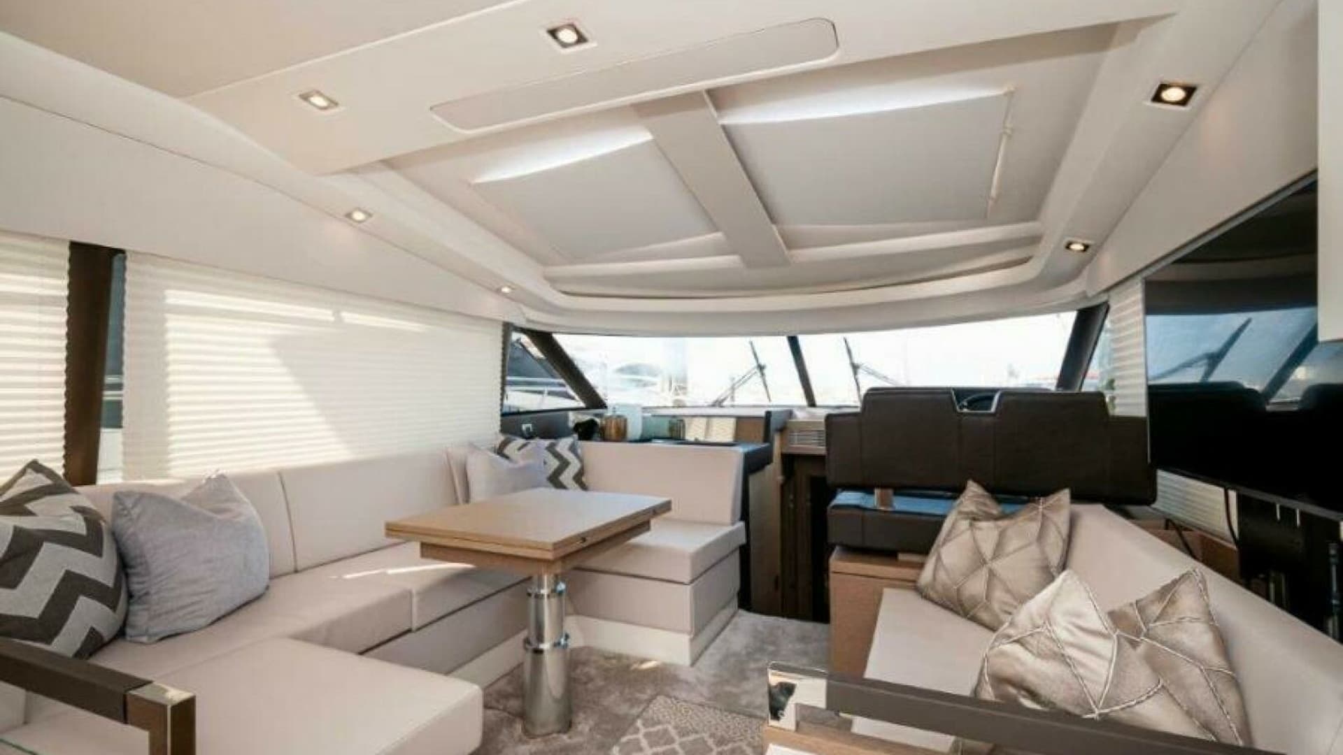 2018 Prestige 460 S